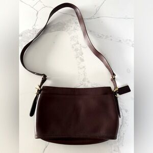 Authentic Coach Vintage Equestrian Bag J7C-9802. Brown